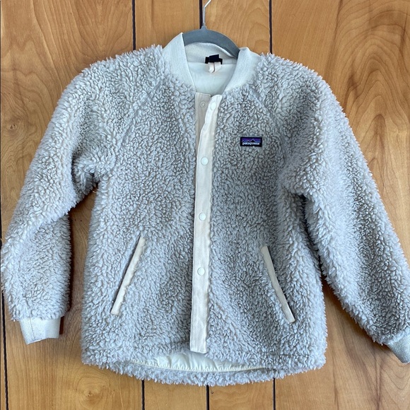 Patagonia Other - Patagonia fuzzy coat